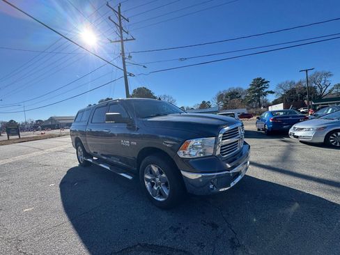Used 2016 RAM 1500 Big Horn image 3