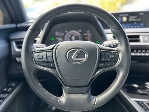 Certified 2022 Lexus UX 250h w/ Accessory Package (Z1) image 25