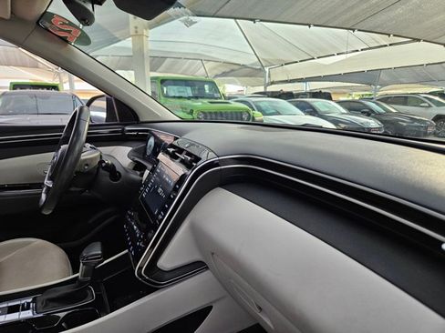 Used 2022 Hyundai Tucson SEL w/ Convenience + Premium Package FWD image 19