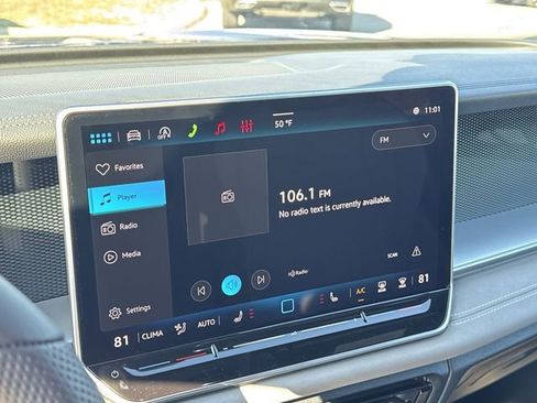 New 2026 Volkswagen Tiguan SE R-Line FWD image 18