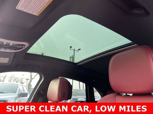 Used 2023 Porsche Macan S image 12