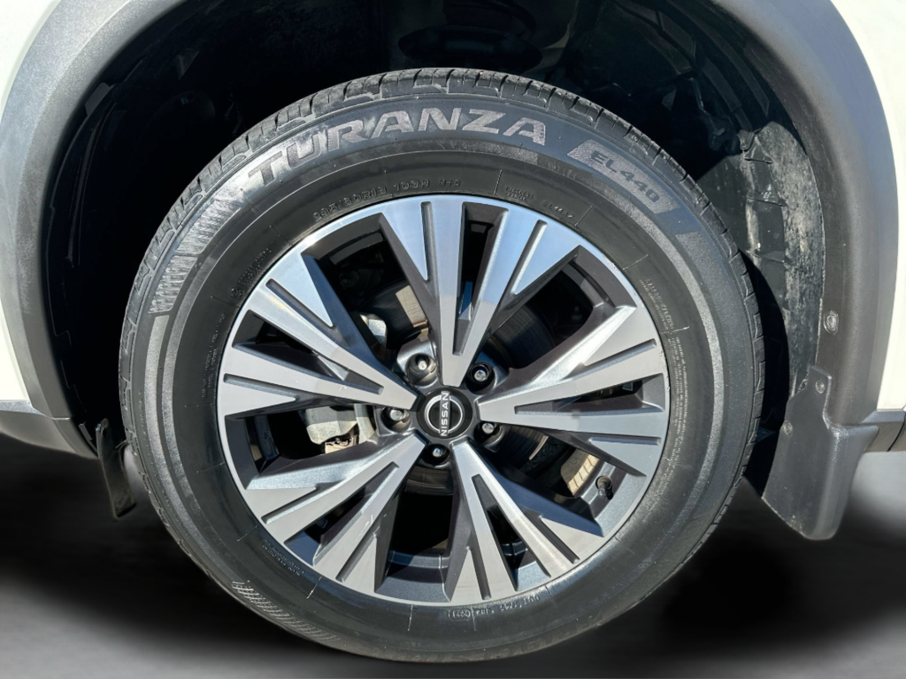 Used 2023 Nissan Rogue SV FWD image 27