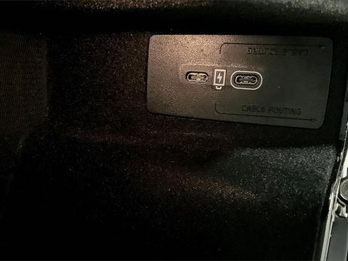 Certified 2024 Volvo S60 B5 Ultimate image 32