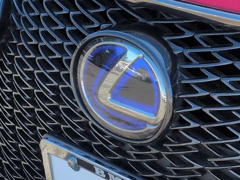 Used 2022 Lexus ES 300h F Sport w/ Accessory Package FWD image 12