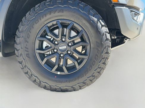 New 2025 Ford Ranger Raptor image 36