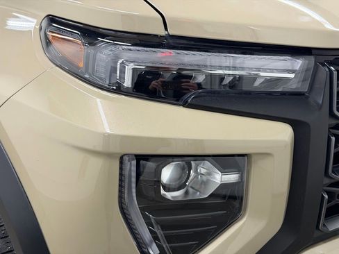 Certified 2023 GMC Canyon AT4 w/ AT4 Premium Package image 18