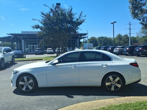 Used 2025 Mercedes-Benz C 300 4MATIC Sedan image 5