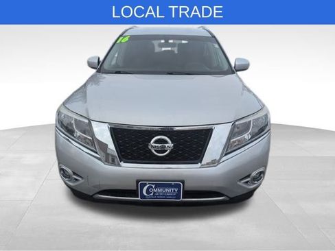 Used 2016 Nissan Pathfinder SV w/ SV Cold Weather Package image 12