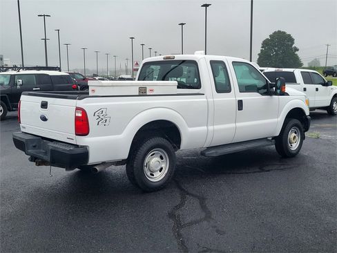 Used 2015 Ford F250 XL w/ Power Equipment Group image 7