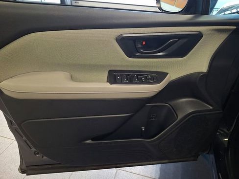 Certified 2026 Subaru Forester AWD/4WD image 14