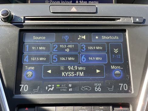 Used 2017 Acura MDX SH-AWD w/ Advance Package image 19