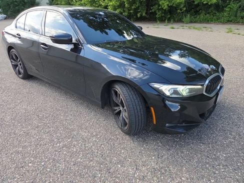 Used 2023 BMW 330i xDrive Sedan w/ Premium Package AWD/4WD image 22
