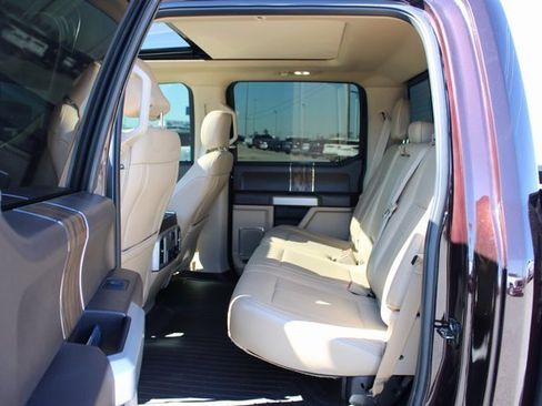 Used 2018 Ford F150 Lariat image 16