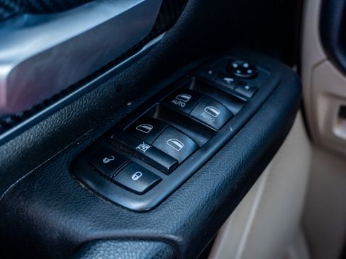 Used 2019 RAM 1500 Big Horn RWD image 27