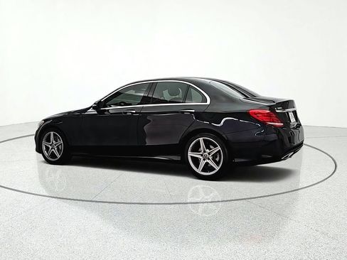 Used 2017 Mercedes-Benz C 300 4MATIC Sedan image 5