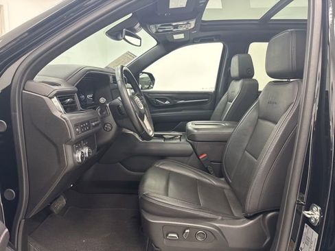 Used 2024 GMC Yukon Denali AWD/4WD image 25