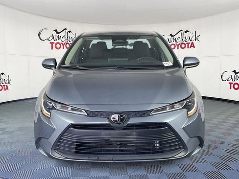 Used 2024 Toyota Corolla LE image 2