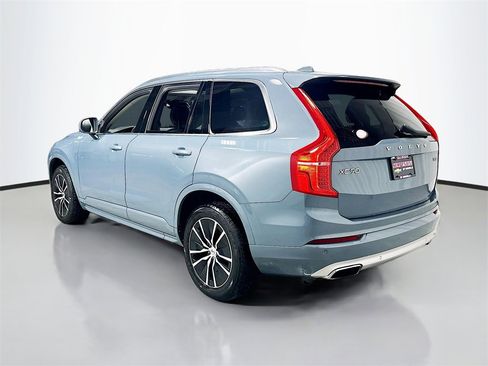 Used 2020 Volvo XC90 T5 Momentum image 6