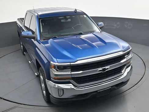 Used 2018 Chevrolet Silverado 1500 LT w/ All Star Edition image 27