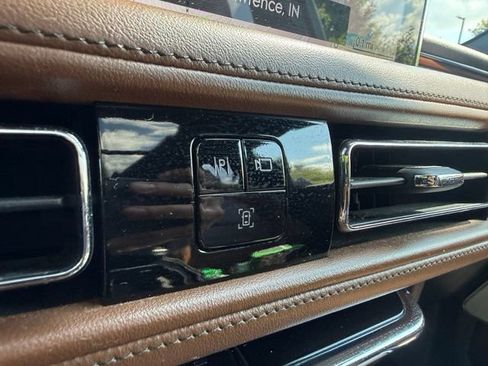 Used 2020 Lincoln Aviator Reserve w/ Equipment Group 202A AWD/4WD image 32