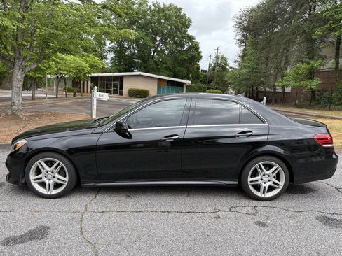 Used 2014 Mercedes-Benz E 350 Sedan image 12