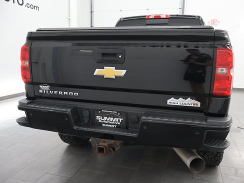 Used 2017 Chevrolet Silverado 2500 High Country w/ Duramax Plus Package AWD/4WD image 28