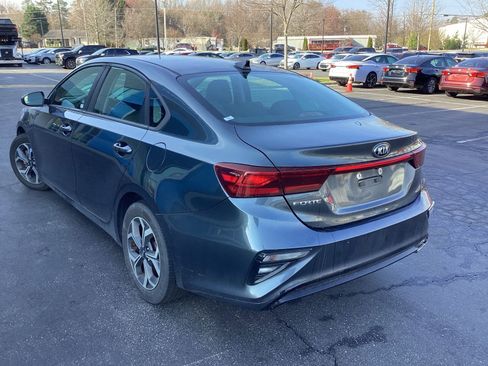 Used 2019 Kia Forte LXS image 2