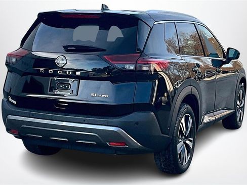 Used 2023 Nissan Rogue SL w/ SL Premium Package image 5