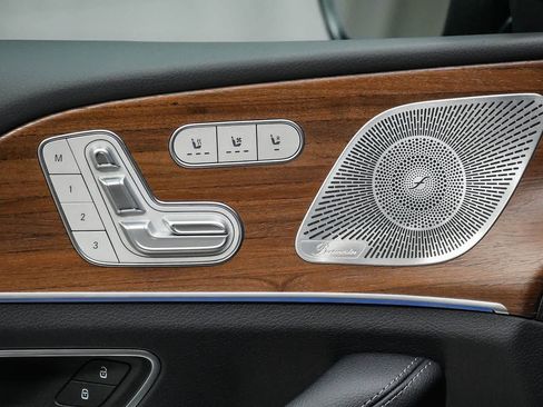Certified 2025 Mercedes-Benz GLE 450 4MATIC image 21