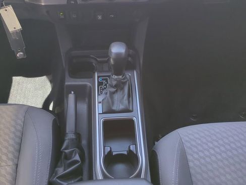 Used 2022 Toyota Tacoma SR5 w/ Technology Package image 16