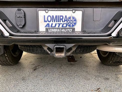 Used 2023 GMC Canyon AT4 w/ AT4 Premium Package image 26