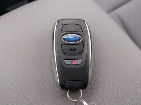 Used 2025 Subaru Outback Limited image 35