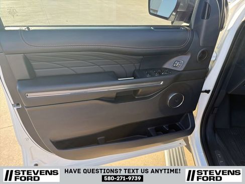Used 2023 Ford Expedition Max Platinum AWD/4WD image 19