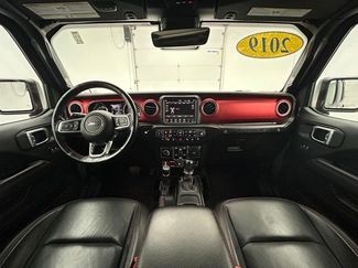 Used 2019 Jeep Wrangler Unlimited Rubicon w/ Dual Top Group video 2