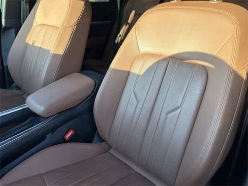 Used 2019 Audi e-tron Premium Plus image 12