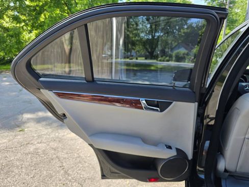 Used 2011 Mercedes-Benz C 300 Sedan image 14