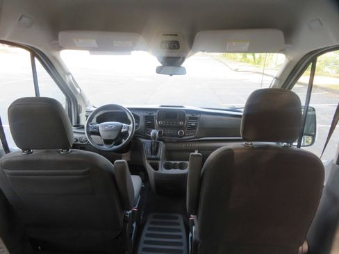 Used 2021 Ford Transit 350 XLT image 29