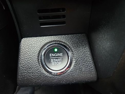 Used 2018 Ford Expedition Limited w/ Equipment Group 301A image 27