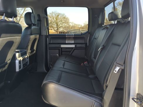 Certified 2019 Ford F250 Lariat w/ Lariat Value Package image 12