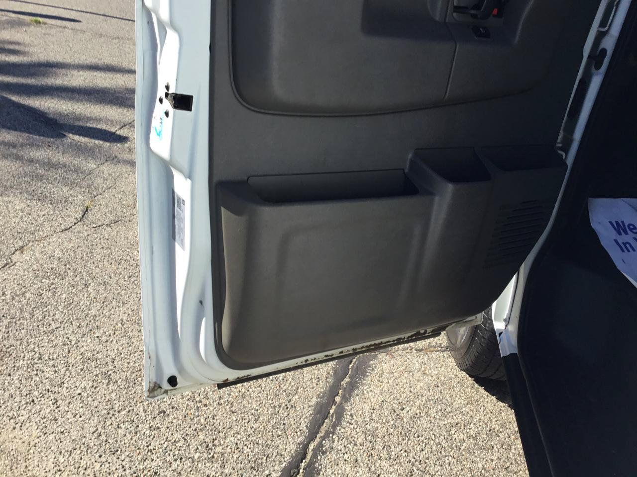 Used 2020 Chevrolet Express 2500 RWD image 14