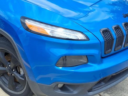 Used 2018 Jeep Cherokee Limited w/ High Altitude Package AWD/4WD image 4