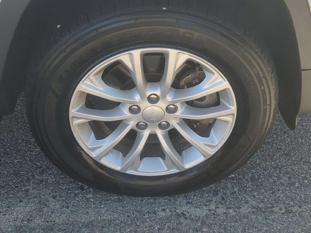 Certified 2022 Jeep Cherokee Latitude Lux AWD/4WD image 15