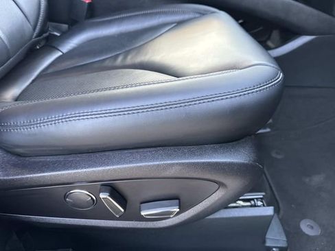 Used 2020 Lincoln Nautilus FWD w/ Equipment Group 101A image 12