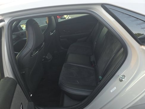 Used 2022 Hyundai Elantra N w/ Preferred Accessory Package FWD image 8