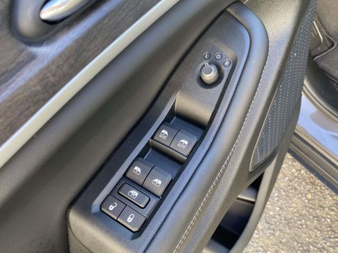 New 2026 Jeep Grand Cherokee L 4WD image 19
