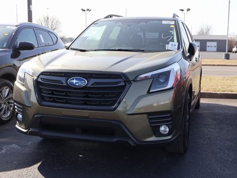 Used 2022 Subaru Forester Limited image 12