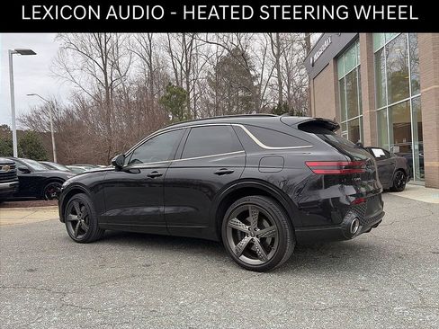 Certified 2024 Genesis GV70 2.5T w/ Sport Prestige Package image 4