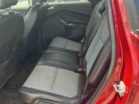 Used 2017 Ford Escape SE w/ Equipment Group 201A AWD/4WD image 11