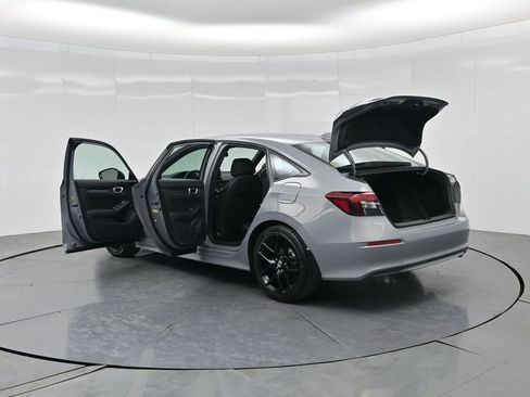 Used 2025 Honda Civic Sport image 35