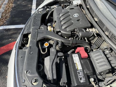 Used 2011 Nissan Versa 1.8 S w/ PWR Plus Pkg image 22